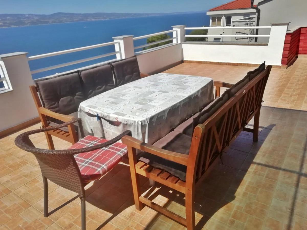 Apartment Kovacic Omiš Exteriör bild