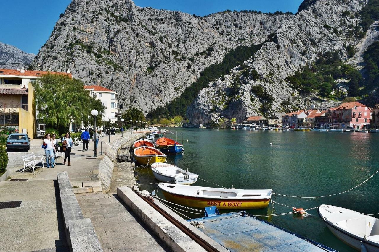 Apartment Kovacic Omiš Exteriör bild
