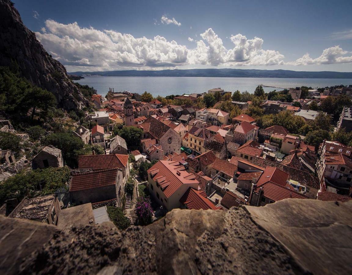 Apartment Kovacic Omiš Exteriör bild